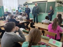 Лекции государственного инспектора Конаковского инспекторского отделения Центра ГИМС ГУ МЧС России по Тверской области Гаркавенко М.А.